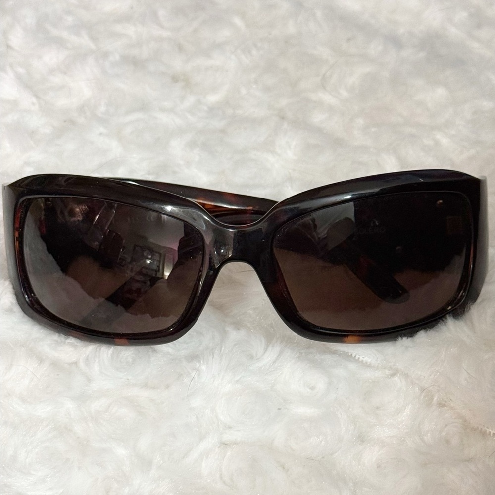 Elegant Dark Bolero Sunglasses